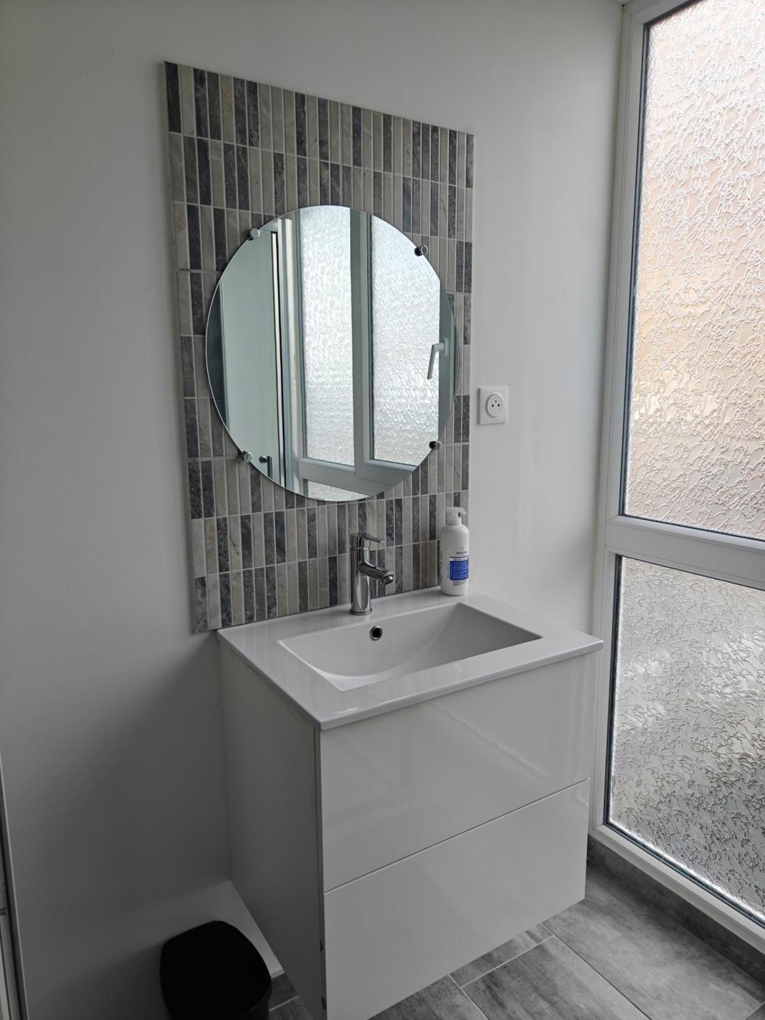 Suite 2 Lits Auberge Du Manala Hotel 24 24 Proche Basel Saint-Louis  Exterior foto